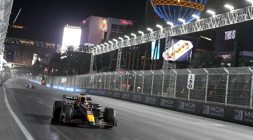 Se decide titlul în Formula 1? Las Vegas, între emoția lui Max Verstappen și mirosul de cannabis semnalat de piloți. Cum arată clasamentul la piloți și constructori. SPECIAL