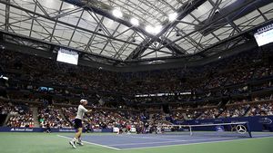 Acoperișul retractabil de la US Open le pune probleme jucătorilor. Andy Murray: "Sunetul creat ne distrage atenția. Abia auzeam zgomotul făcut de minge din cauza ploii"