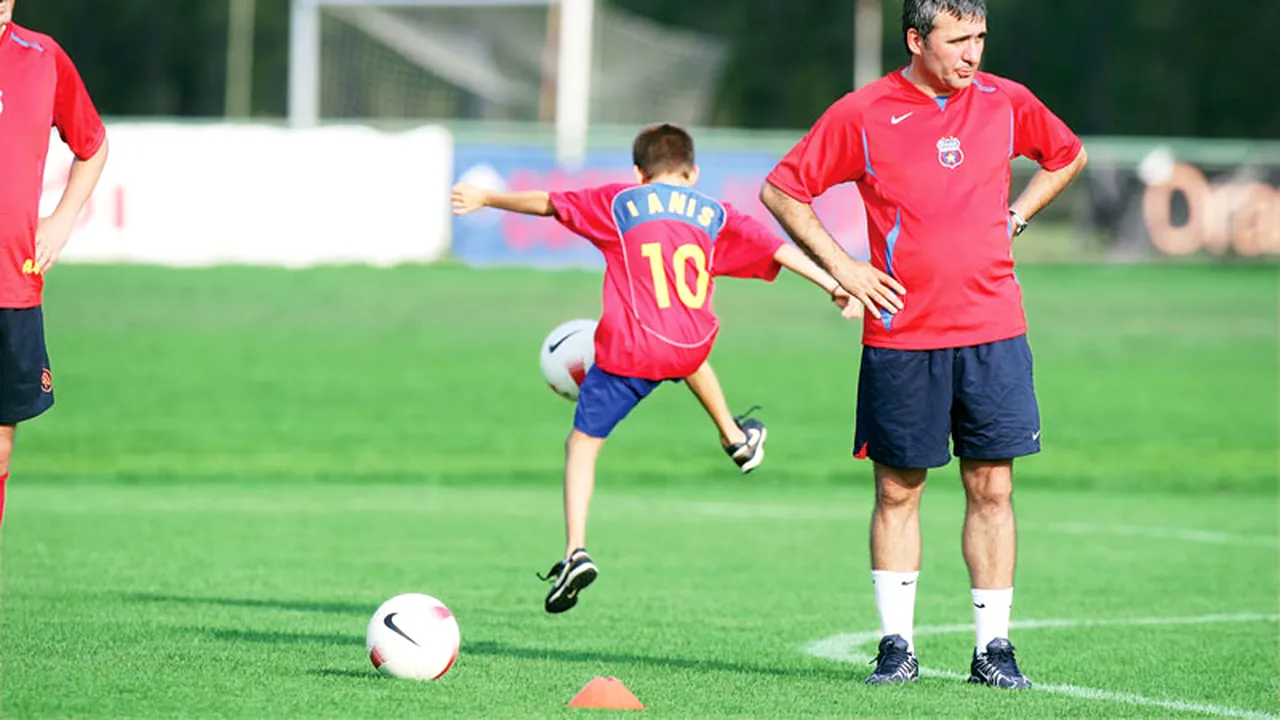 Hagi va juca  la Dinamo