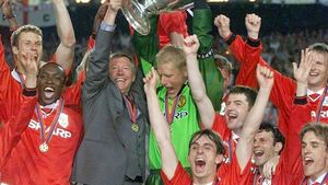 O legendă a "diavolilor" nu-și poate reveni:** "Dezamăgit, șocat, trist!" Reacția primului ministru al Marii Britanii după anunțul făcut de Sir Alex Ferguson