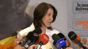 Mama lui Radu Drăgușin pune presiune pe Edi Iordănescu înainte de EURO 2024 și visează ca România să treacă de grupe. Familia fotbalistului de la Tottenham și-a luat bilete doar dus în Germania: „Biletul de întoarcere nu e luat”