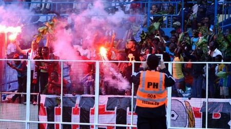 Incidente la un meci de fotbal în Republica Democrată Congo: 15 persoane au murit