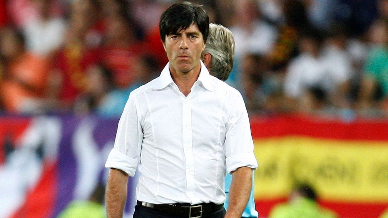 Low: "Să ne concentrăm pentru mondialul din 2010"