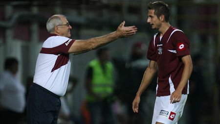 "Goluri, nu gel în păr"