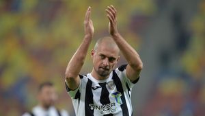 Gabi Tamaș, mesaj dur pentru patronul Ioan Niculae după calificarea în play-off. „Să ne aducă banii! Toți!”. Ce a spus jucătorul de schimbarea antrenorului Bogdan Andone
