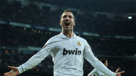 Nu toată Barcelona se poate bate cu Real ** 5-0 cu Espanyol după o seară PERFECTĂ‚! Higuain s-a "scos" după ce Mourinho l-a înjurat