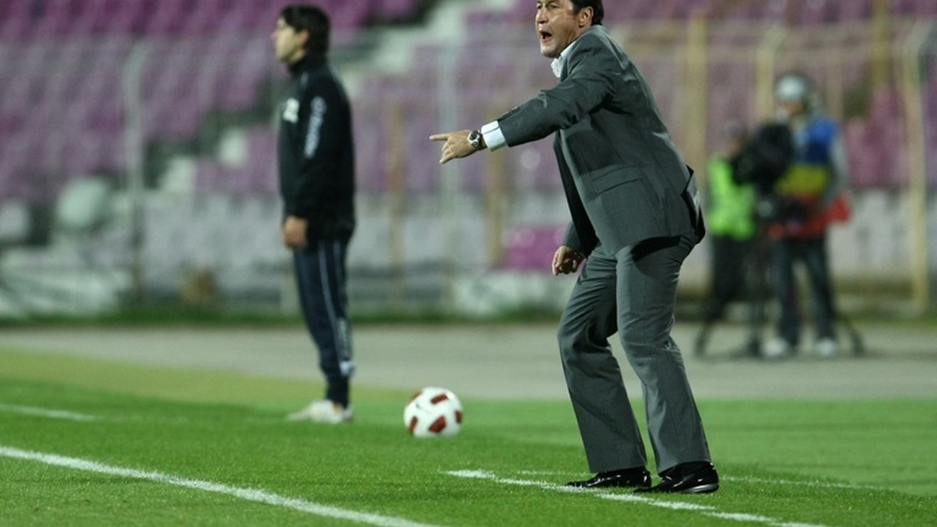 Moldovan: "Respect enorm clubul Rapid, dar nu ne permitem pași greșiți!"