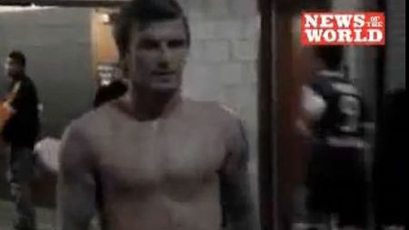 VIDEO** Beckham a vrut să bată un fan care i-a strigat "Renunță la prostituate!"