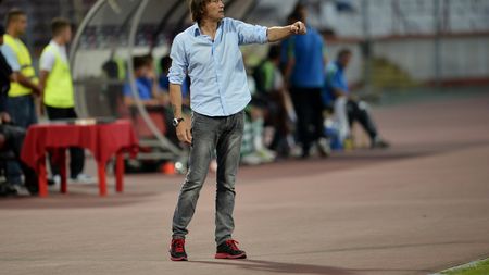 A pierdut Dario Bonetti sprijinul acționarilor?** "Vrem și noi niște explicații! Nu înțeleg prea bine încotro mergem! Cu Sibiul a fost una grade partita" :)