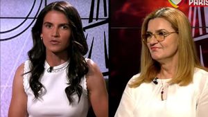 „Marea Neagră e mic copil pe lângă Lacul Snagov!”. Elisabeta Lipă și campioana Ionela Cozmiuc, despre lupta canotorilor cu bărcile puternice și skijeturile | VIDEO EXCLUSIV