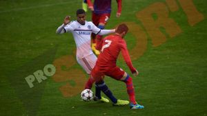Steaua U19, bătută de atletul perfect! Nu are rival pe 100 m, dar a fost luat la fotbal de Chelsea. Când poate debuta în Premier League