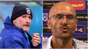 Dialog incredibil pe internet între Adrian Mititelu și Nicolo Napoli! Conversația ireală de pe Facebook: "Când «padrone» nu se băga la echipă". Replici fabuloase