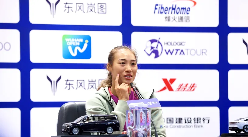 Așa a devenit campioana olimpică Zheng Qinwen cea mai antipatică jucătoare din WTA. Adversara lui Jaqueline Cristian și-a atras numeroși detractori