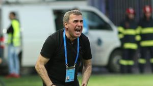 Belgienii au analizat cuvintele lui Gică Hagi: „În mod evident nu este mulțumit de cum a fost tratat Ianis la Genk”