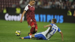 Dan Petrescu, schimbare importantă de strategie! "Bursucul" l-a "mazilit" pe jucătorul care a profitat la maximum de regula impusă de FRF