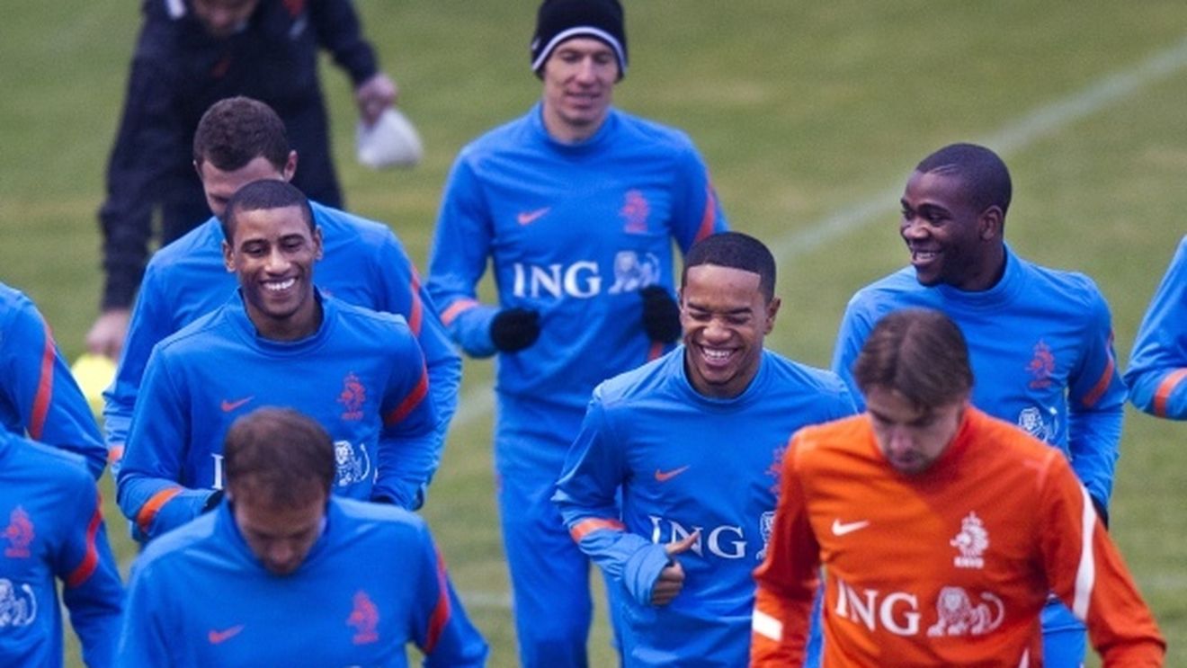 Olanda alături de Germania, Portugalia și Danemarca în grupa B!** Vezi lotul lărgit al batavilor pentru Euro 2012