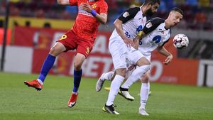 Gigi Becali plânge după banii pe care i-a plătit pe Adrian Petre. „Nu are nici viteză, nici forță”. Patronul FCSB a anunțat noua strategie a echipei