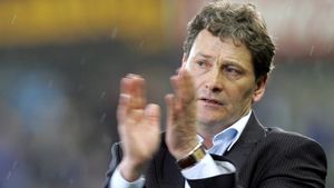 Mathijssen la Poli?** "Micul Mourinho" negociază cu Iancu!