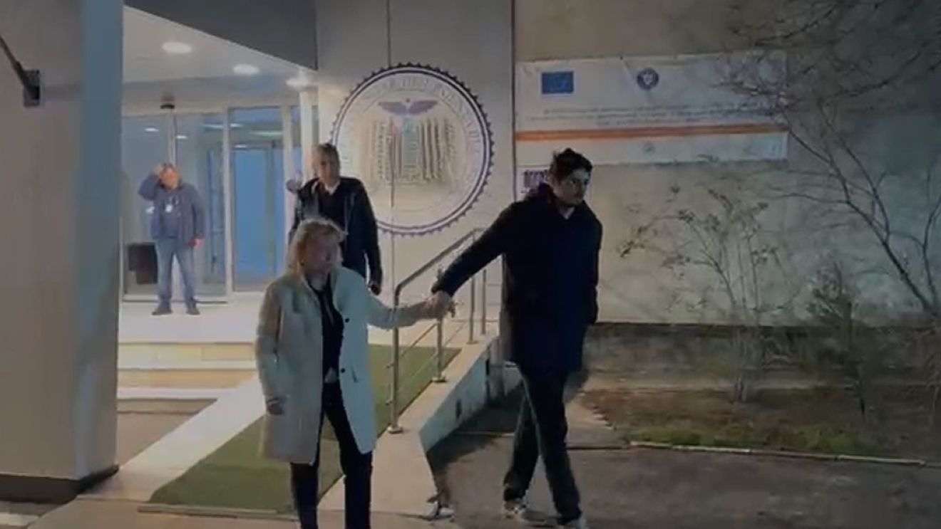 Răzvan Lucescu și-a găsit cu greu cuvintele după ce a ieșit de la Mircea Lucescu. Mama sa, de mână cu nepotul Matei