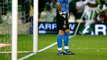 „Sunteți niște trântori!"