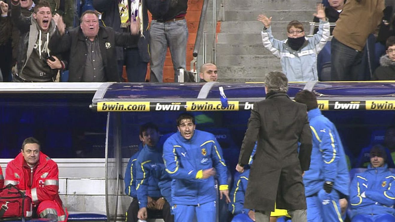 VIDEO** O nouă aroganță marca "Mou"! Vezi cum a obținut eliminarea unui jucător de la Villarreal!