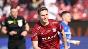 „Îi mulțumesc lui Gigi Becali pentru oferta pe Louis Munteanu”. CFR Cluj negociază, însă, transferul atacantului pe sumă fabuloasă în străinătate: „Mult mai mare”