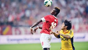 Mijlocașul cu genunchii de cristal!** Lui Issa Ba i-au revenit problemele care l-au făcut să rateze transferuri la "U" Cluj și Rapid