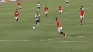 VIDEO Înfrângere rușinoasă pentru Manchester United la debutul lui David Moyes: "Asta nu era în scenariu!"