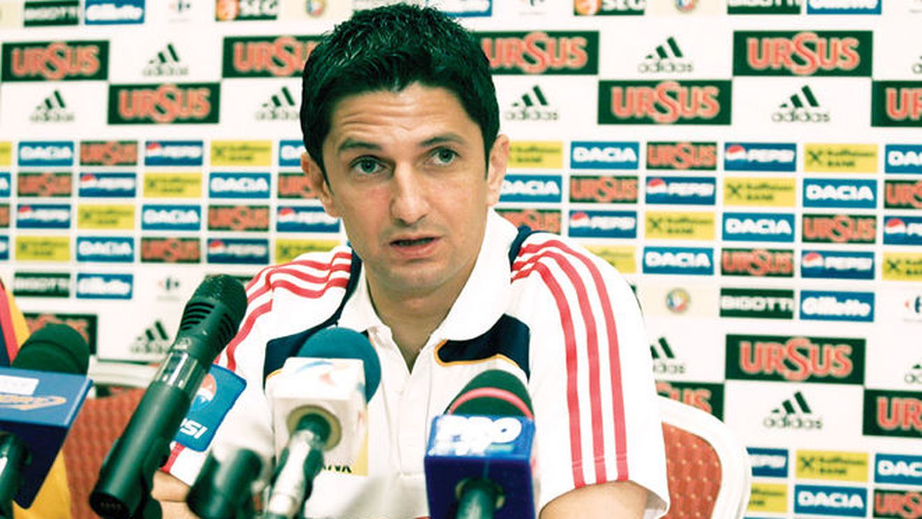 Lucescu jr, prezent la reuniunea antrenorilor** "Nu am fost s-o fac pe profesorul!"