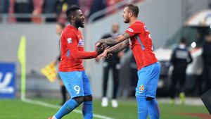 Adio, Alibec! Adio, Gnohere! Dică a demonstrat că FCSB nu are nevoie de vârf clasic atunci când îi are pe Man, Budescu și pe Teixeira