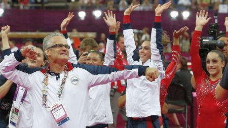 Un fost antrenor al lotului olimpic de gimnastică din SUA s-a sinucis, după ce a fost acuzat de abuz sexual!