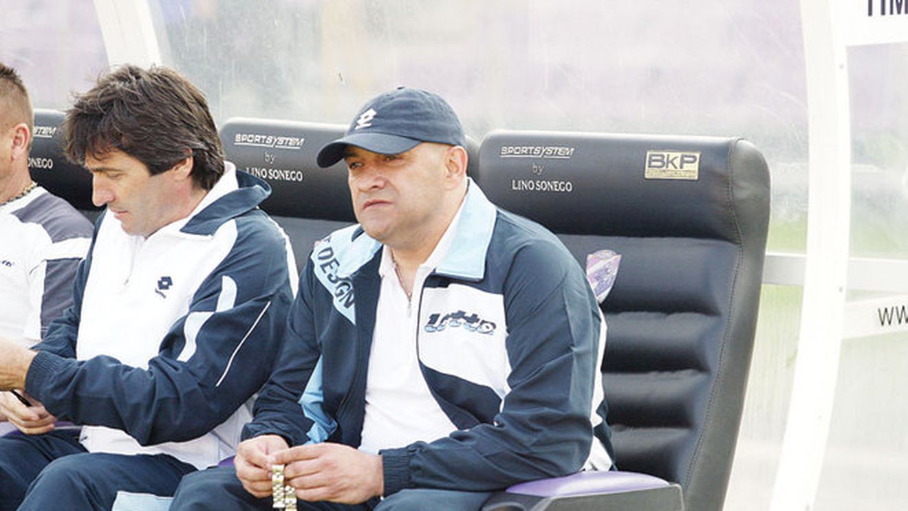 "Doi indivizi de la FC Timișoara nu au onoare! Dacă mă întâlnesc cu ei pe stradă, îi arăt cu mâna!"