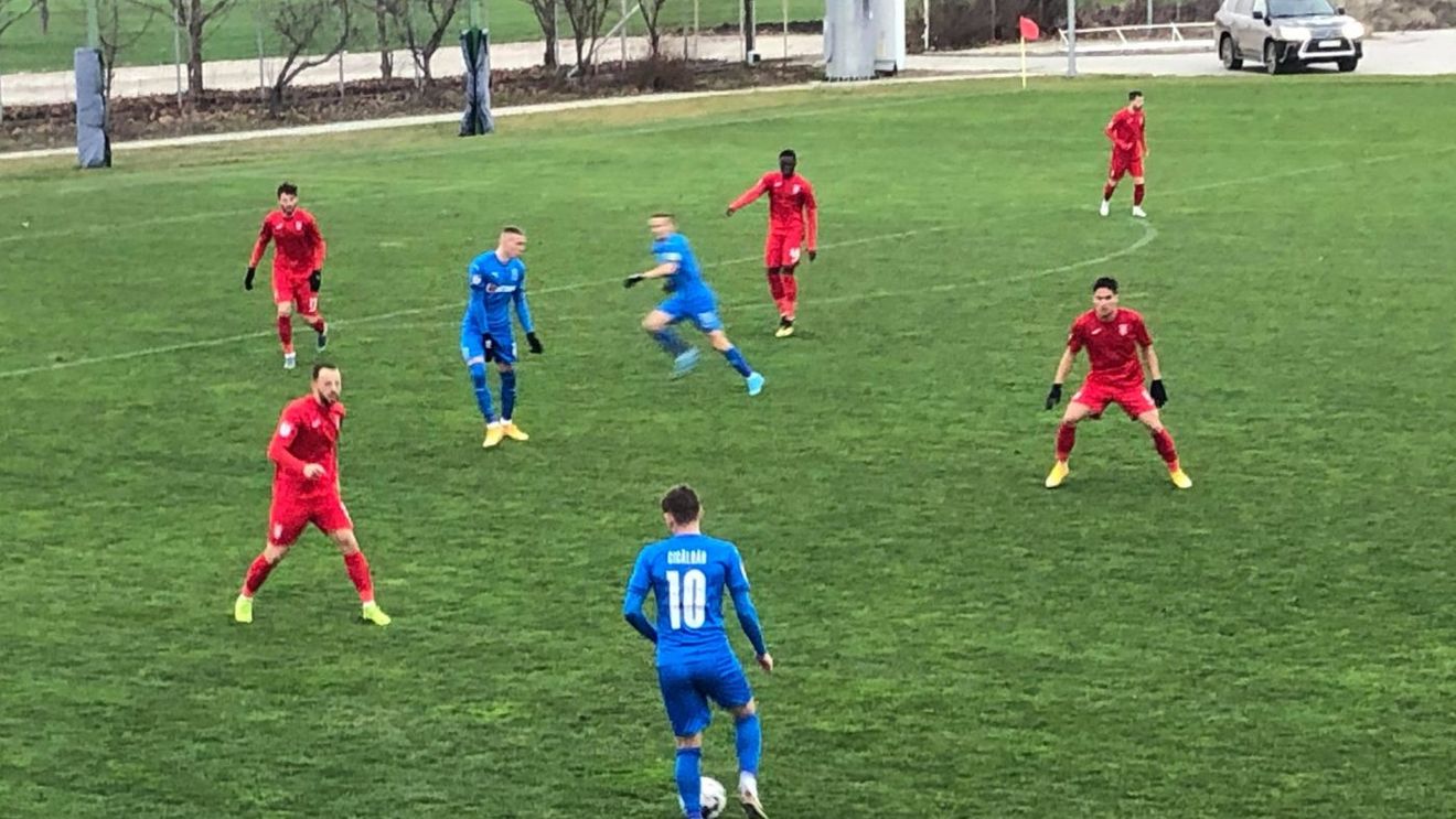 Universitatea Craiova, victorie în primul amical al iernii cu Chindia Târgoviște! Mirel Rădoi, prezent la partidă