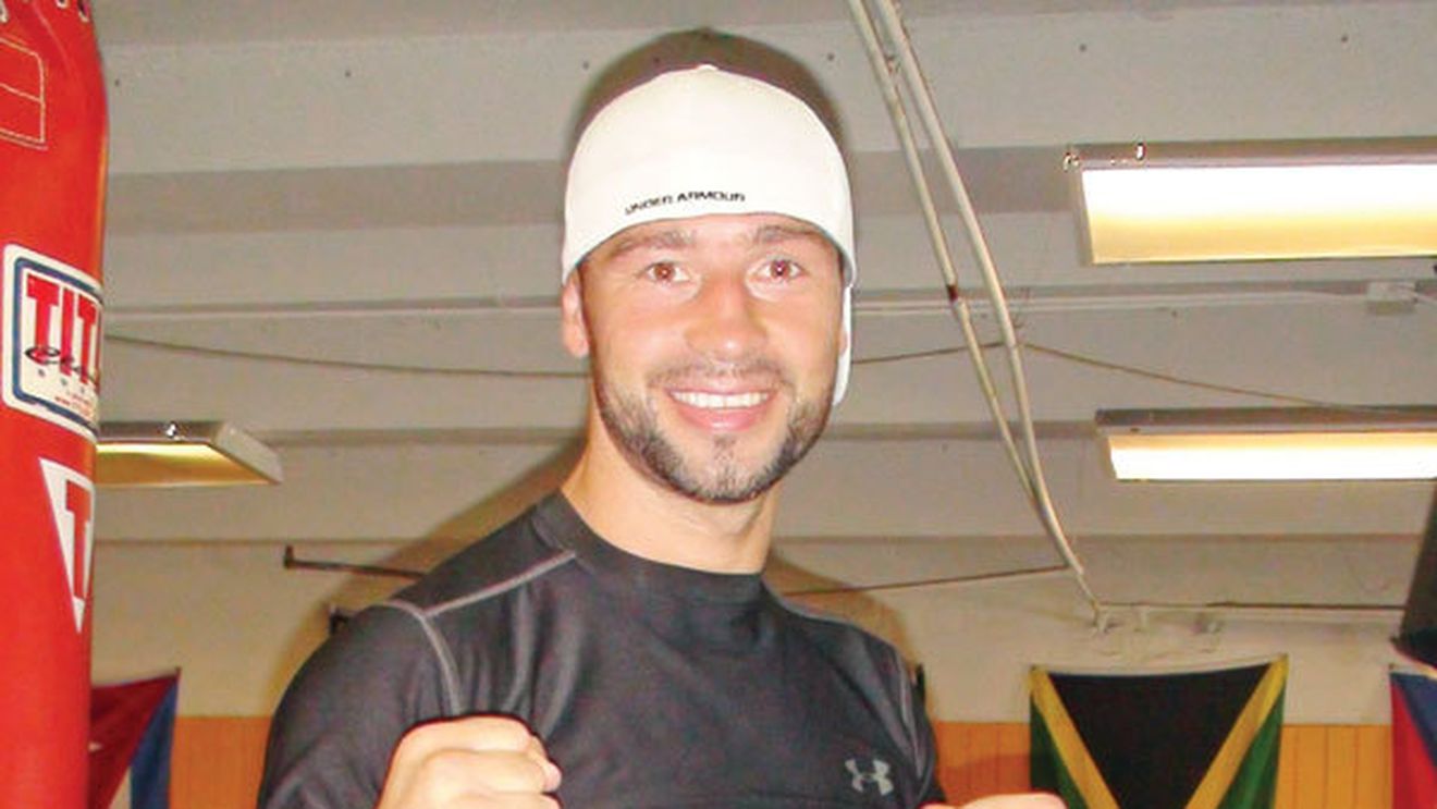 Fantomele îl urmăresc!** Bute s-a antrenat cu Glen Johnson având ca fundal sonor atmosfera de la Pascal - Froch