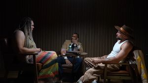 Femeia gigant se va bate cu un bărbat care are 55 de victorii în ring. Înainte de lupta controversată, sportivul a sărutat-o cu forța pe viitoare adversară, într-un moment șocant pentru toată lumea