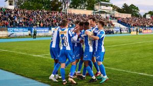 Poli Iași a anunțat câți jucători mai poate transfera în această vară și ce posturi trebuie întărite. Antrenorul Leo Grozavu așteaptă doi brazilieni în această săptămână