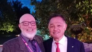 Se împlinesc 40 de ani de la o performanță uriașă a judo-ului masculin românesc la Jocurile Olimpice. Mihai Cioc, medaliat cu bronz la Los Angeles, nu își putea lua ochii de la casetofonul colegului Mircea Frățică: „Ți-l iei singur!”. EXCLUSIV