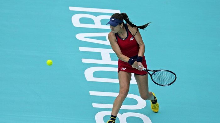 Sorana Cîrstea a învins-o pentru a treia oară la rând pe Caroline Garcia și a „spart gheața" în acest sezon! Pe cine va întâlni în turul doi la Abu Dhabi