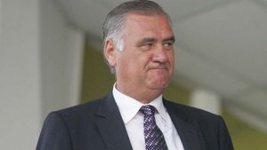 Chivorchian nu e de acord cu plata baremurilor arbitrilor imediat după meciuri!