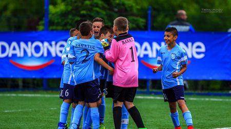 Hagi și Danone duc cei mai buni puști ai României la New York