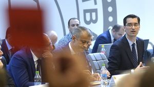 "Tot ce trebuie să faceți e să nu vorbiți urât de domnul Răzvan Burleanu!" Dezvăluiri uluitoare despre "criteriile" FRF în alegerea referenților zonali: "Aveți cuvântul meu de om că nicio altă atribuție nu mi s-a trasat! Asta e moartea fotbalului"