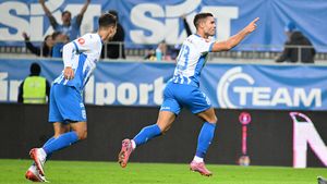 Universitatea Craiova - Dinamo București 2-2, în etapa 11 din Superliga. Remiză în cel mai interesant meci al rundei, care îi duce pe „câini” pe locul 3