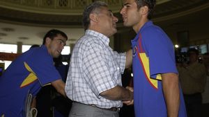 Ioan Becali: "Adi e disperat, dar eu nu am frică de nimeni, **controlez tot fotbalul din România!"