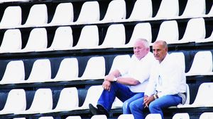 Porumboiu e sigur că Vasluiul se califică în finală:** "I-am spus lui Copos să stea liniștit că vom bate cu 2-1 în Giulești"