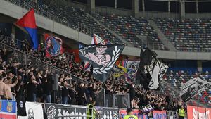 Peluza Nord, reacție dură după ce Gigi Becali a anunțat că-l păstrează pe Vali Crețu la FCSB