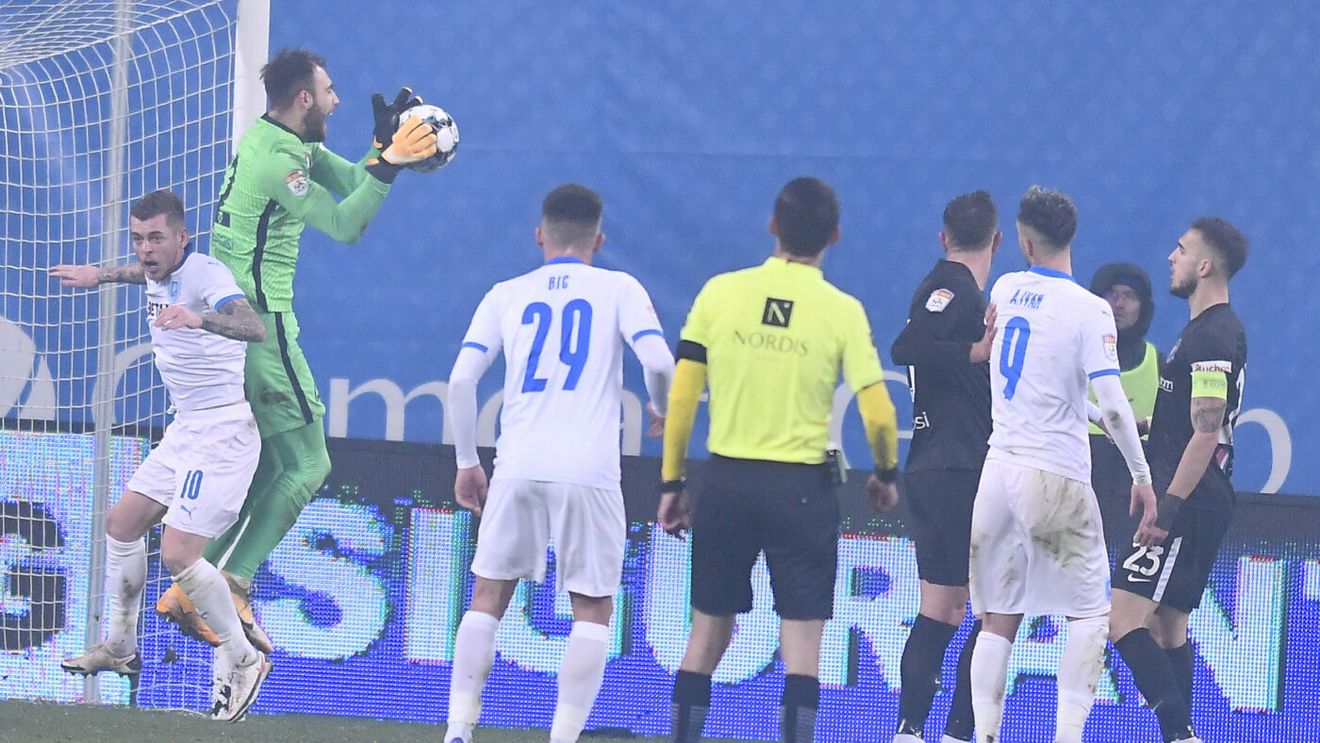 Fotbalistul pe care Liverpool a vrut să îl transfere de la FCSB și-a ales destinul! Unde vrea să joace sezonul viitor, după ce e clar că a ratat EURO 2024 cu naționala României