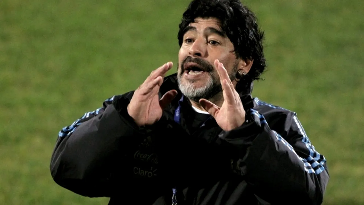 Arbitrii, la zid!**Maradona: 'Centralul de la Spania - Portugalia parcă era Andrea Bocelli'