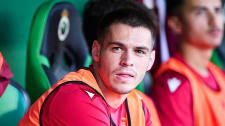 Spaniolii sunt gata să-l trimită înapoi în Superliga pe atacantul român: „Nimeni nu așteaptă pe nimeni