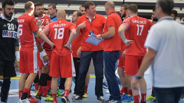 Favoriții au pornit tare în play-off! Dinamo București și-a revenit după o lună slabă, Potaissa Turda nu glumește, iar CSM București a fost pusă în dificultate o echipă a HC Vaslui, care nu a "driblat" handbalul în acest sezon