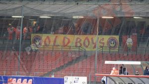 FOTO** 20 de fani ai Stelei s-au încumetat să meargă pe San Paolo